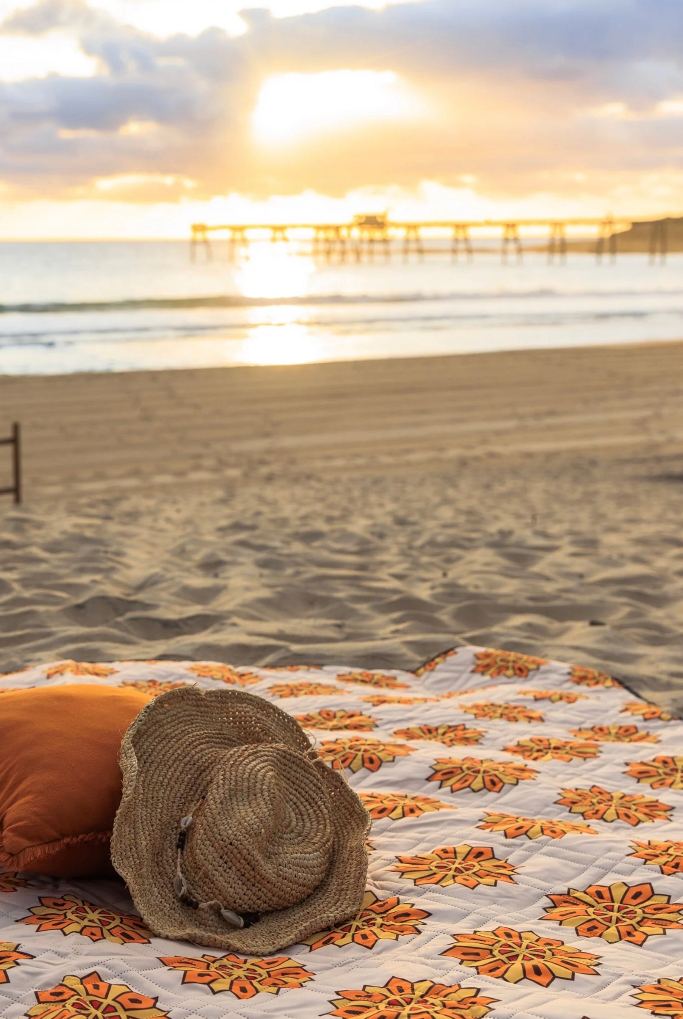 SALTWATER PICNIC CO | MANDALA PICNIC RUG | Bohemian Love Runway