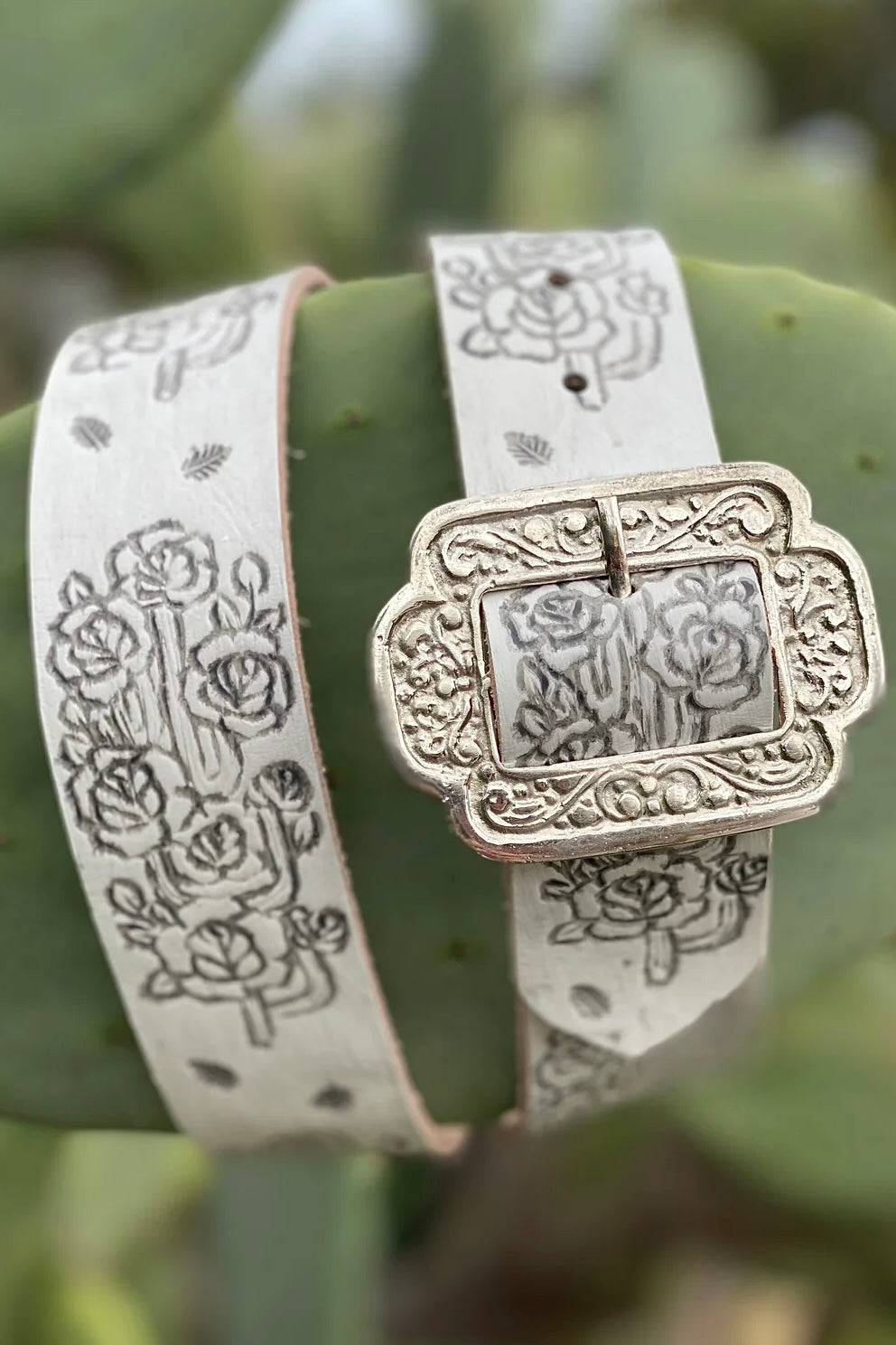 HOUSE OF SKYE | DESERT ROSE LEATHER BELT VINTAGE WHITE | Bohemian Love Runway
