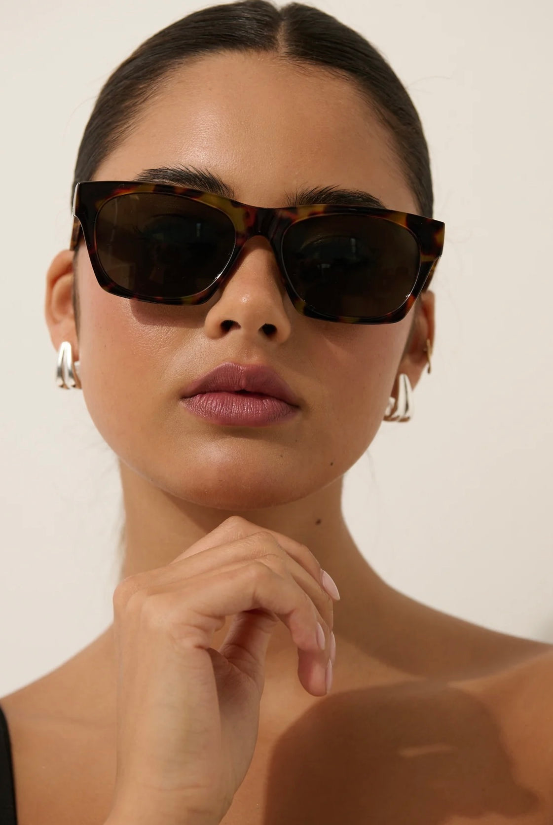 ANGELS WHISPER | RIA SQUARE SUNGLASSES IN TORT | Bohemian Love Runway