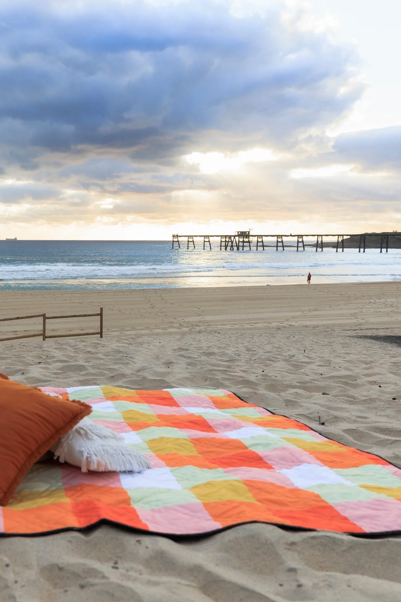 SALTWATER PICNIC CO | SUNNY PICNIC RUG | Bohemian Love Runway