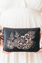 SHOE SHU | BUFFALO ZIP ROUND WALLET BAG VINTAGE BLACK | Bohemian Love Runway