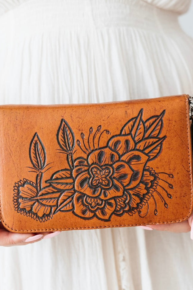 SHOE SHU | BUFFALO ZIP ROUND WALLET BAG VINTAGE BROWN | Bohemian Love Runway