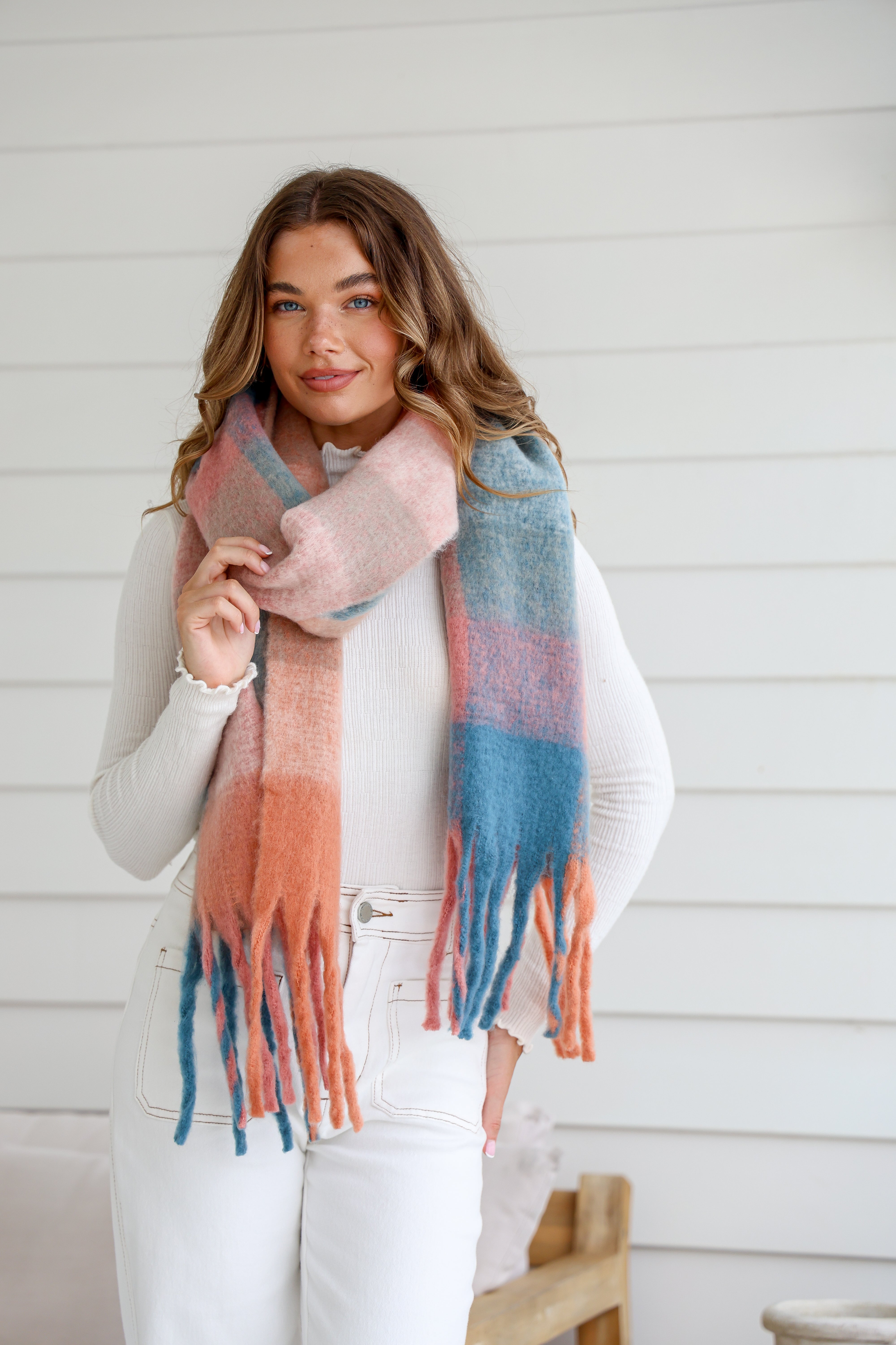 MISS MARLOW | PEACH FLUFFY SCARF | Bohemian Love Runway