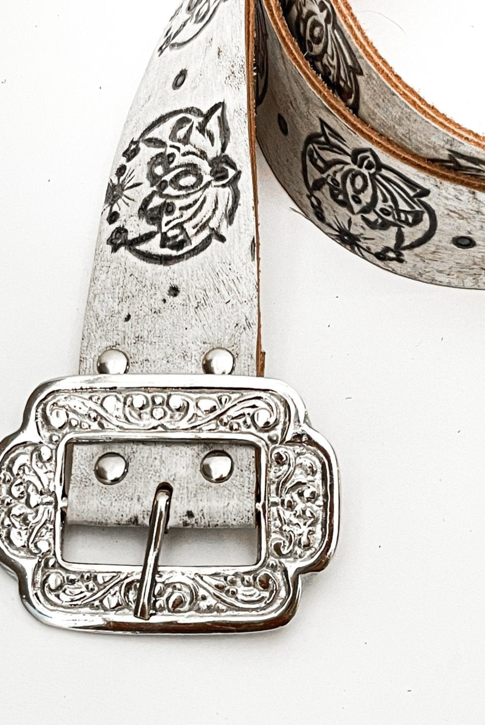 HOUSE OF SKYE | COSMIC LOVE LEATHER BELT VINTAGE WHITE | Bohemian Love Runway