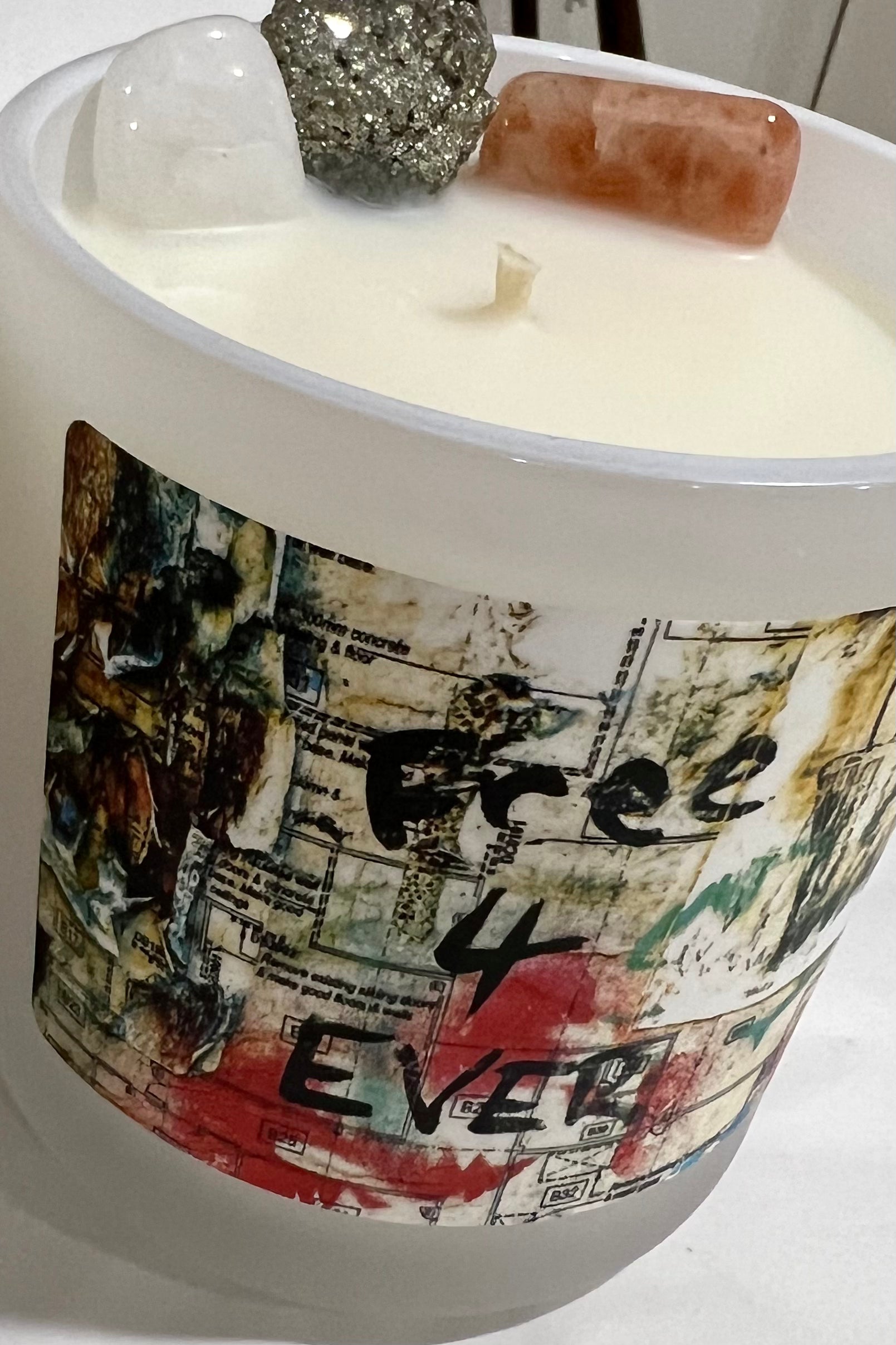 SALT AND RAINBOWS | FREE 4 EVER CRYSTAL CANDLE LIMITED EDITION | Bohemian Love Runway