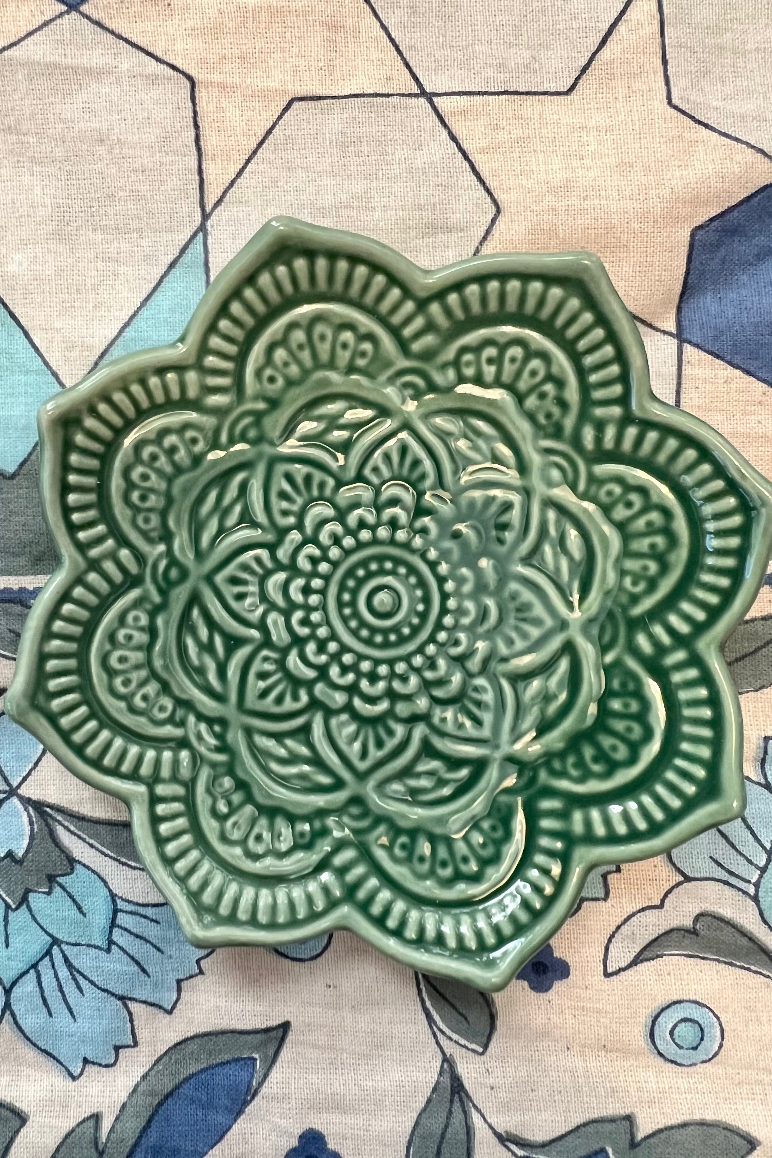 BOHEMIAN LOVE RUNWAY | MANDALA DISH JADE | Bohemian Love Runway