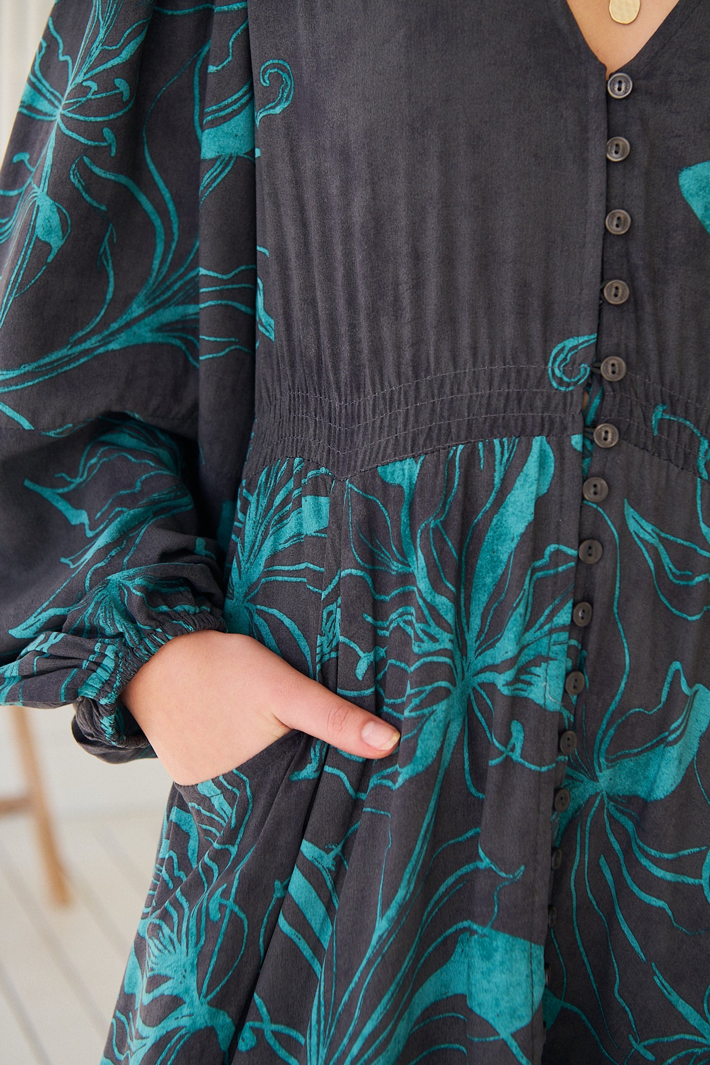 JAASE | MIDNIGHT LILLY LONG SLEEVE CARMEN MAXI DRESS | Bohemian Love Runway