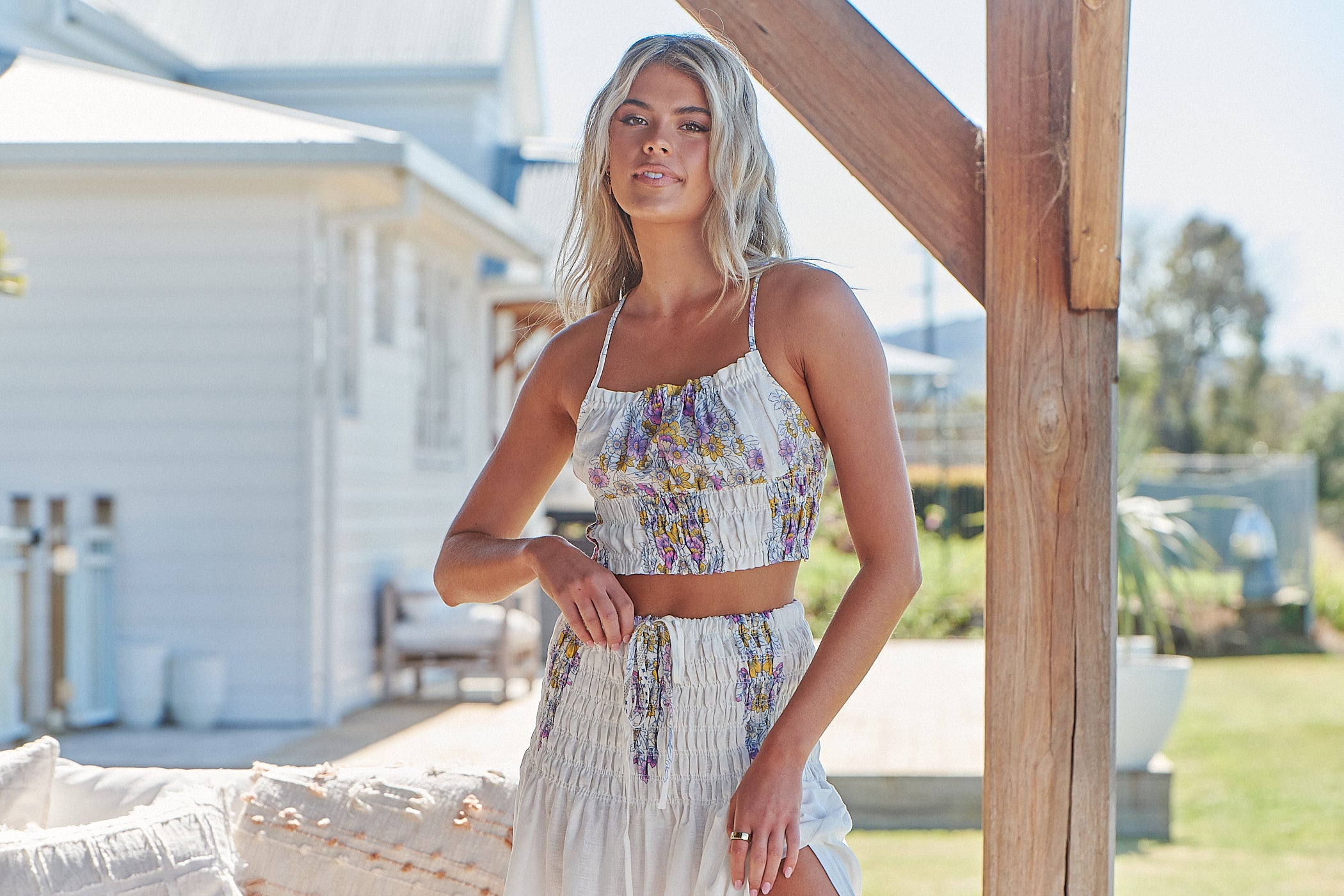 JAASE | DAYLILIES WHITE LINEN AURELIA CROP TOP | Bohemian Love Runway