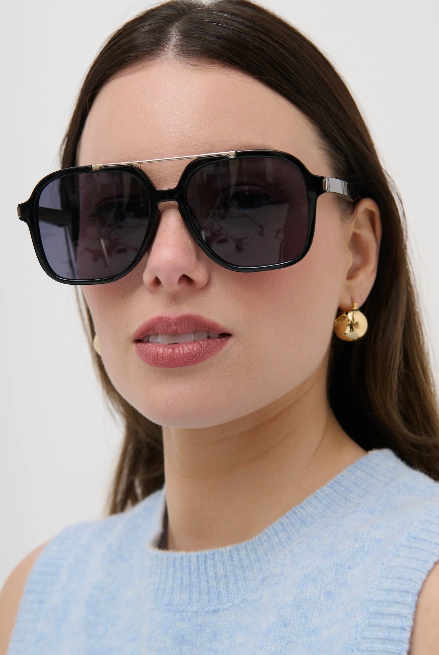 Lustre Sage Giselle black oversized square aviator sunglasses with smoke lenses for women