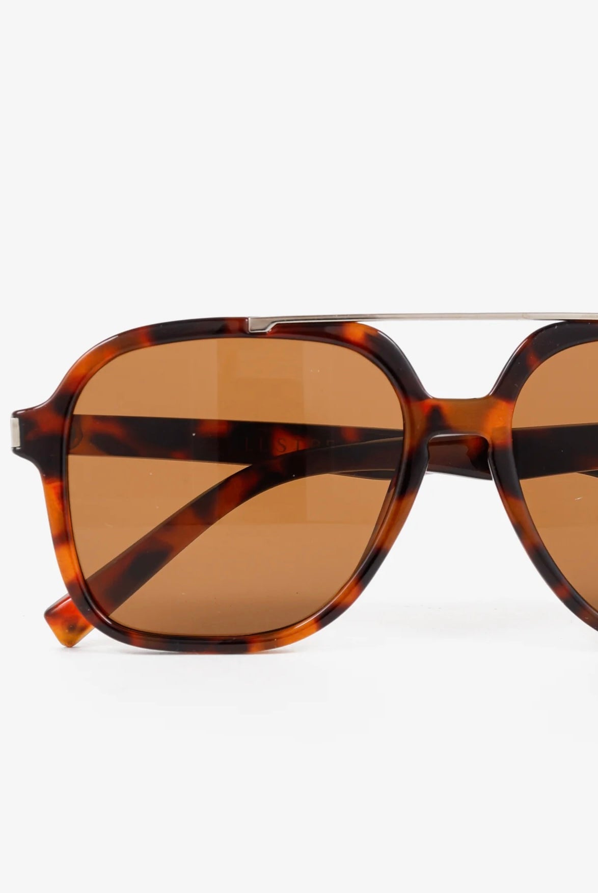 Lustre & Sage Giselle tortoiseshell oversized square aviator sunglasses with amber Category 3 lenses