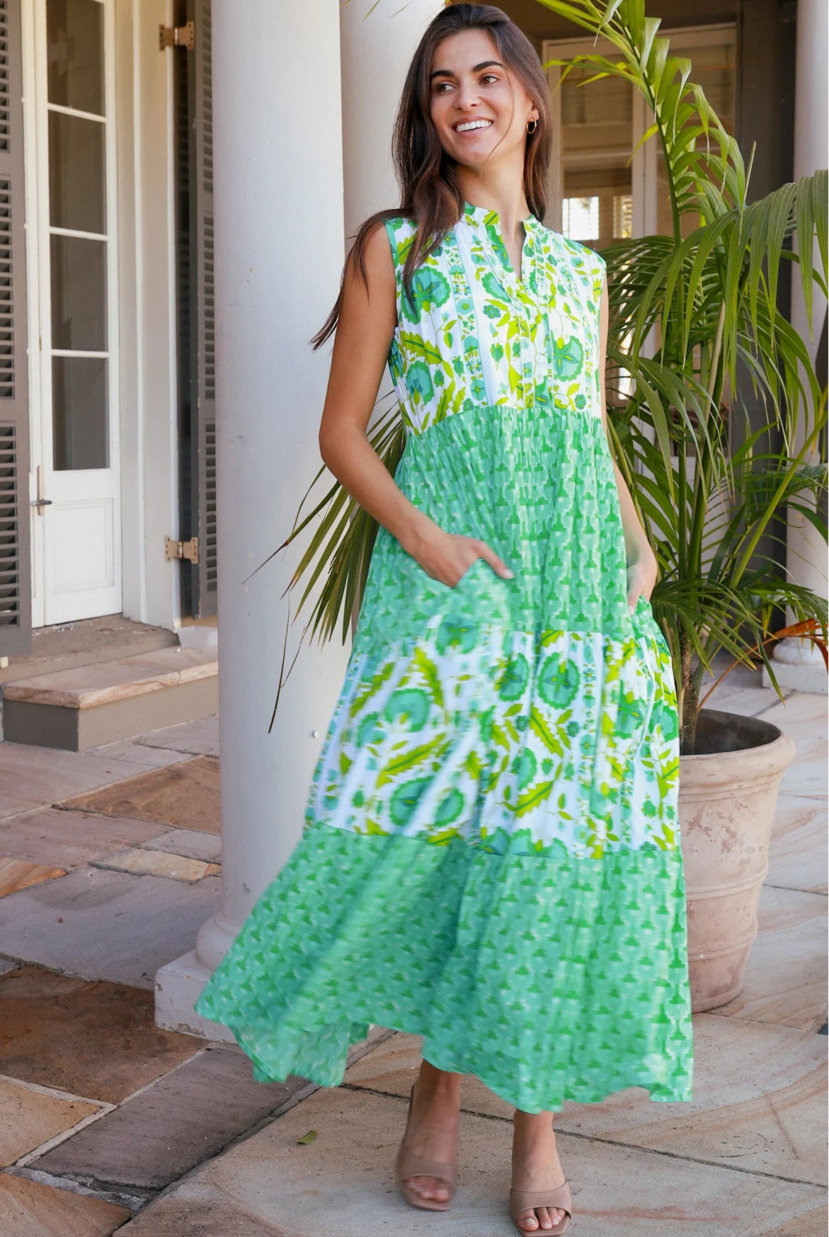 Maruka Green vintage-style tiered cotton maxi dress with sleeveless bodice, V-neckline, mandarin collar and pockets – boho summer style.