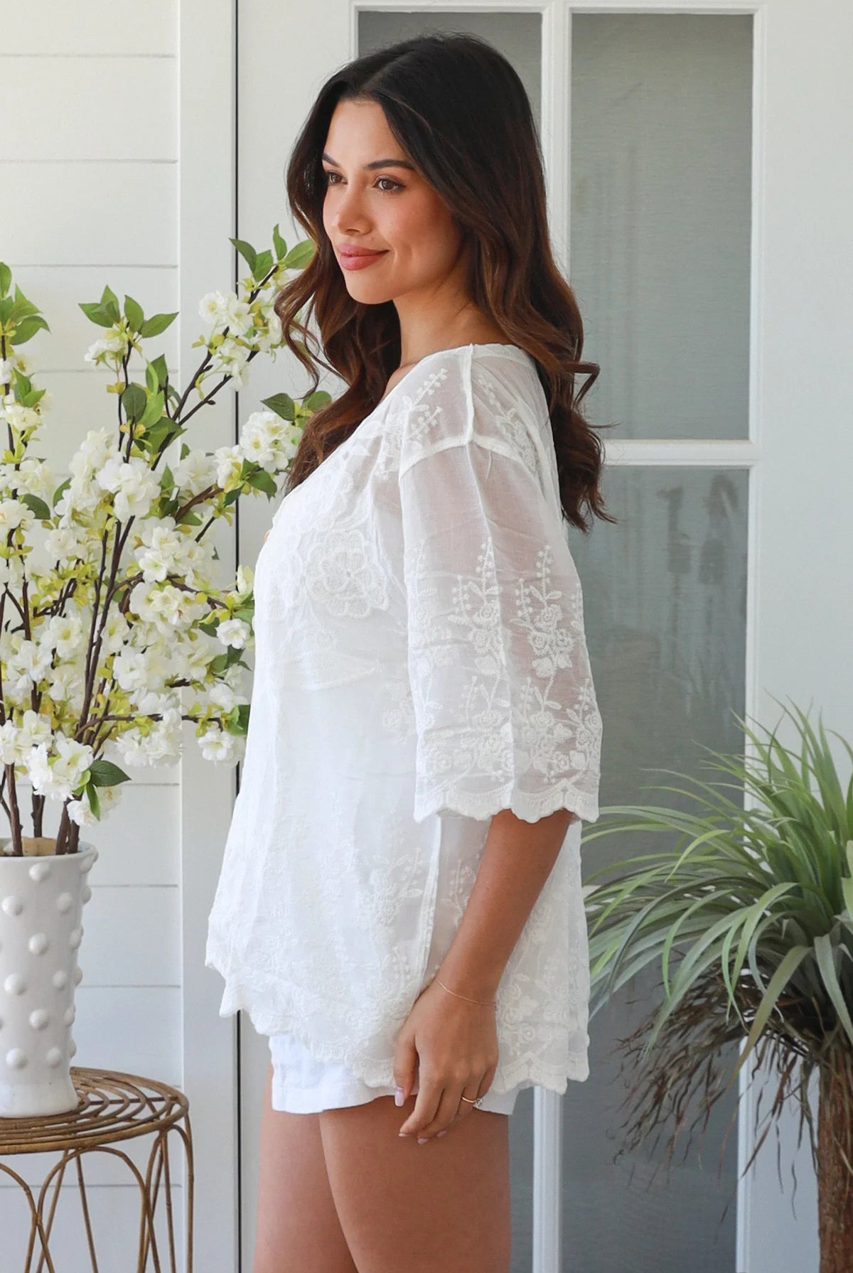 White cotton embroidered blouse with V-neck and scalloped edges – women’s tops Australia summer style