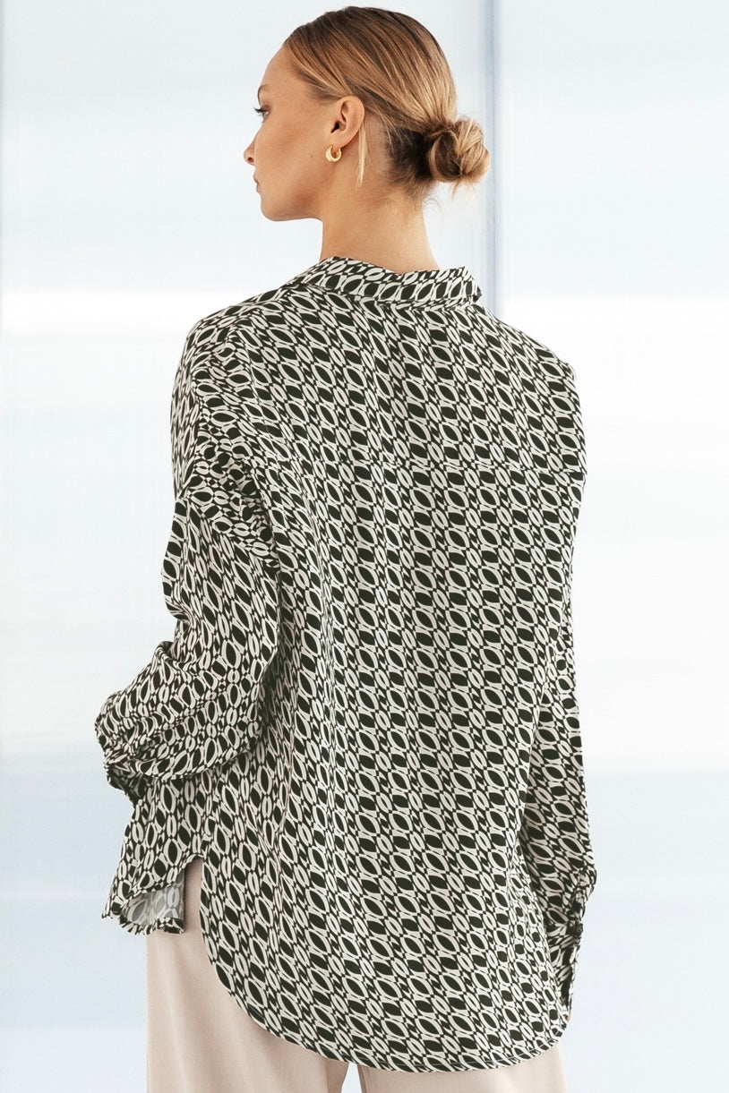 WHITE CLOSET | SOLINA SHIRT | Bohemian Love Runway