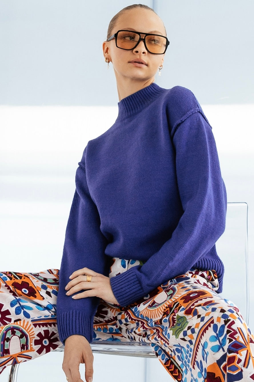 WHITE CLOSET | SESAME KNIT COBALT | Bohemian Love Runway