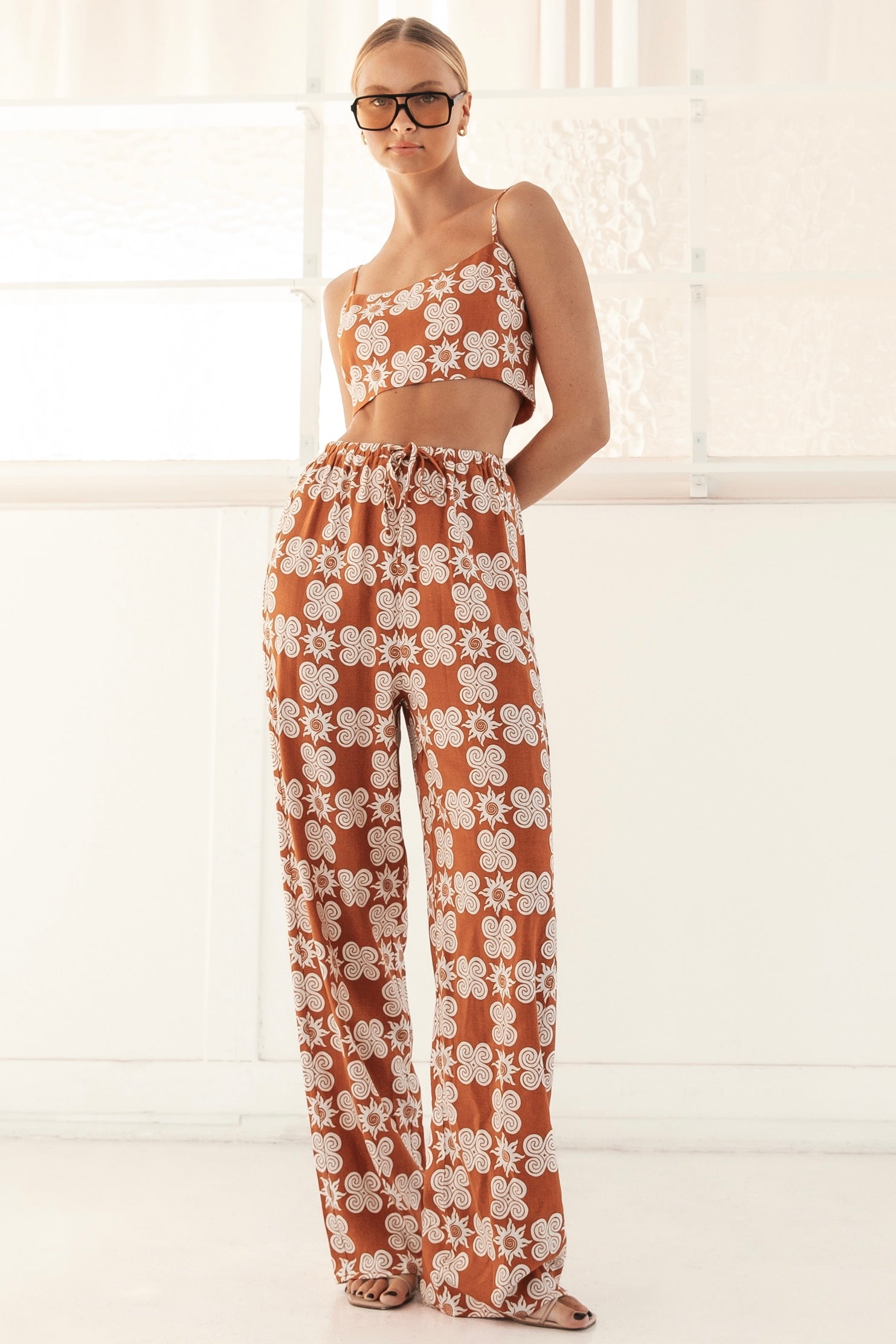 WHITE CLOSET | SOLEIL CROP | Bohemian Love Runway