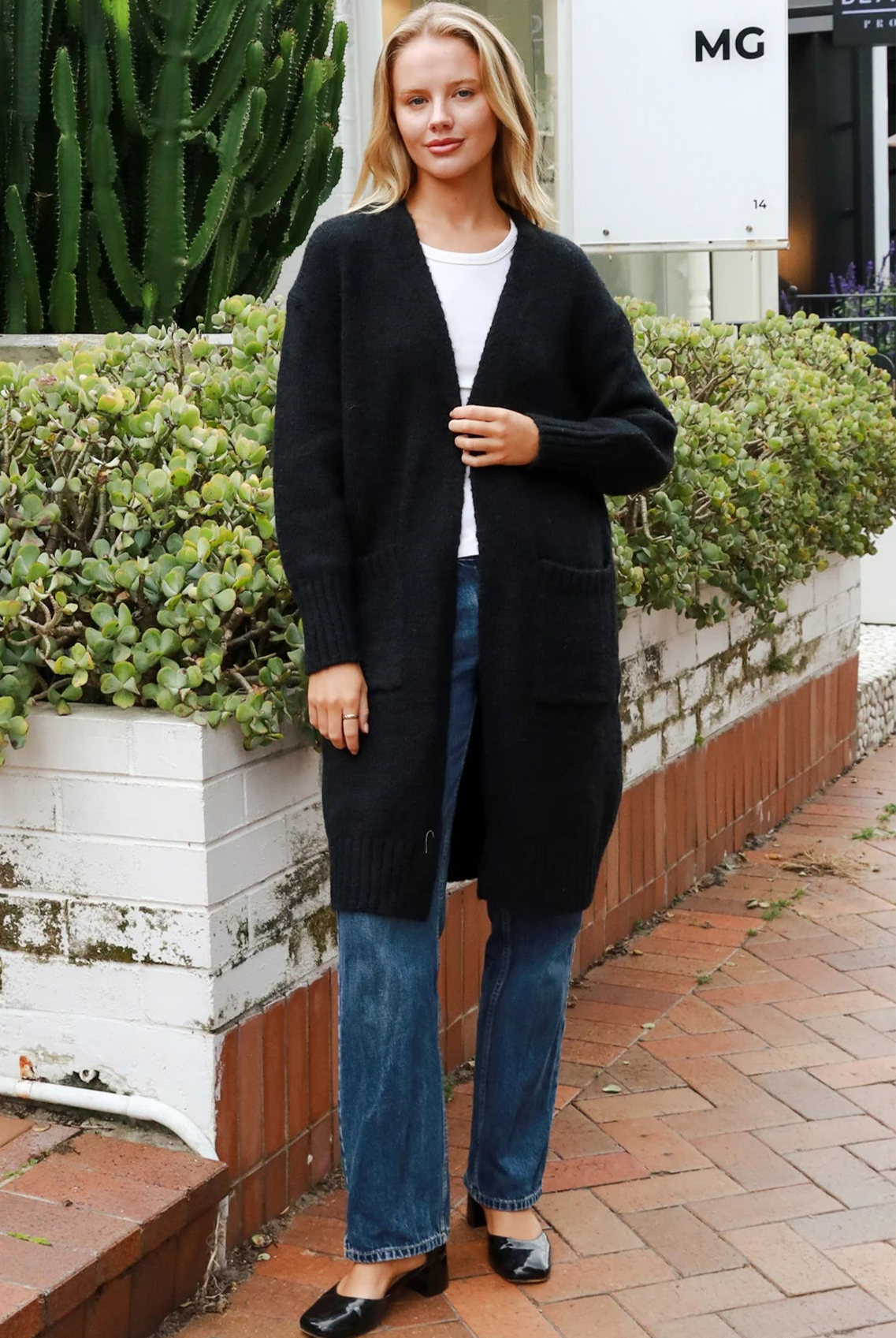 AVAMIA | HAZEL KNIT CARDIGAN BLACK | Bohemian Love Runway