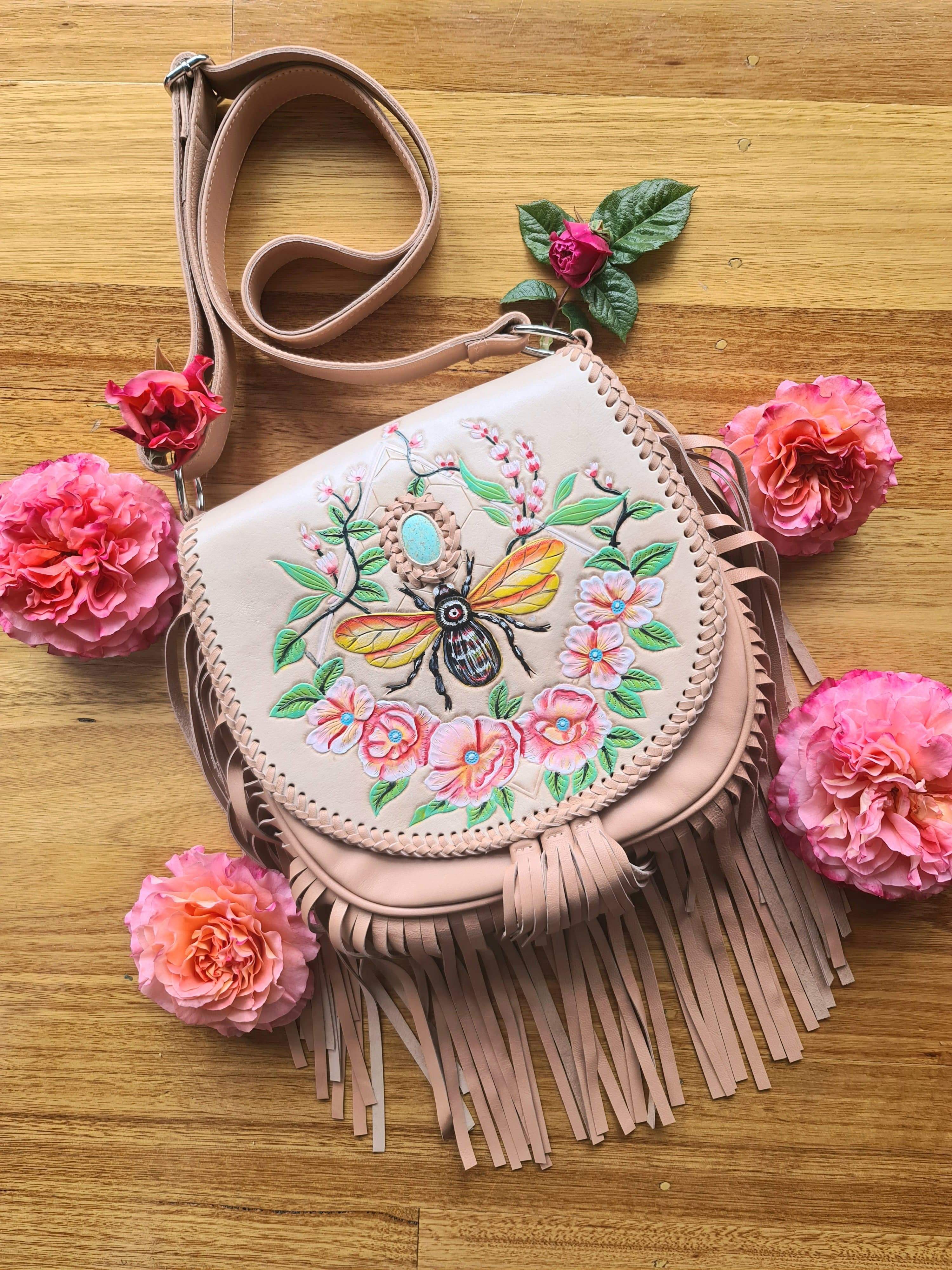 CELESTIAL GYPSY | BUMBLE BEE BAG CREAM NATURAL | Bohemian Love Runway