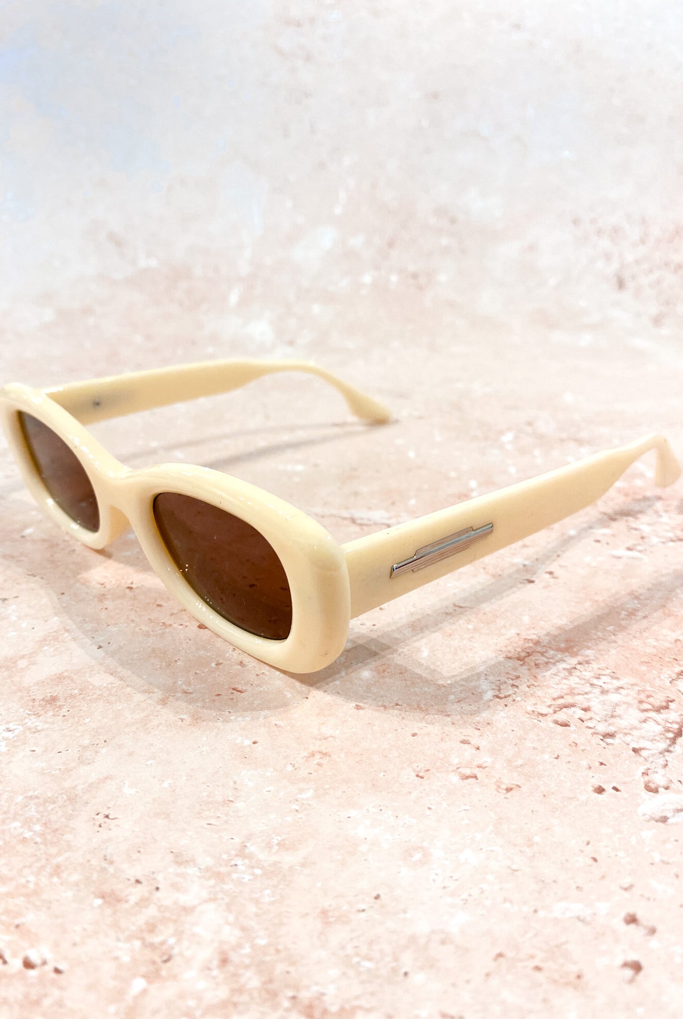 ANGELS WHISPER | RUBY RETRO OVAL FRAME SUNGLASSES CAMEL | Bohemian Love Runway
