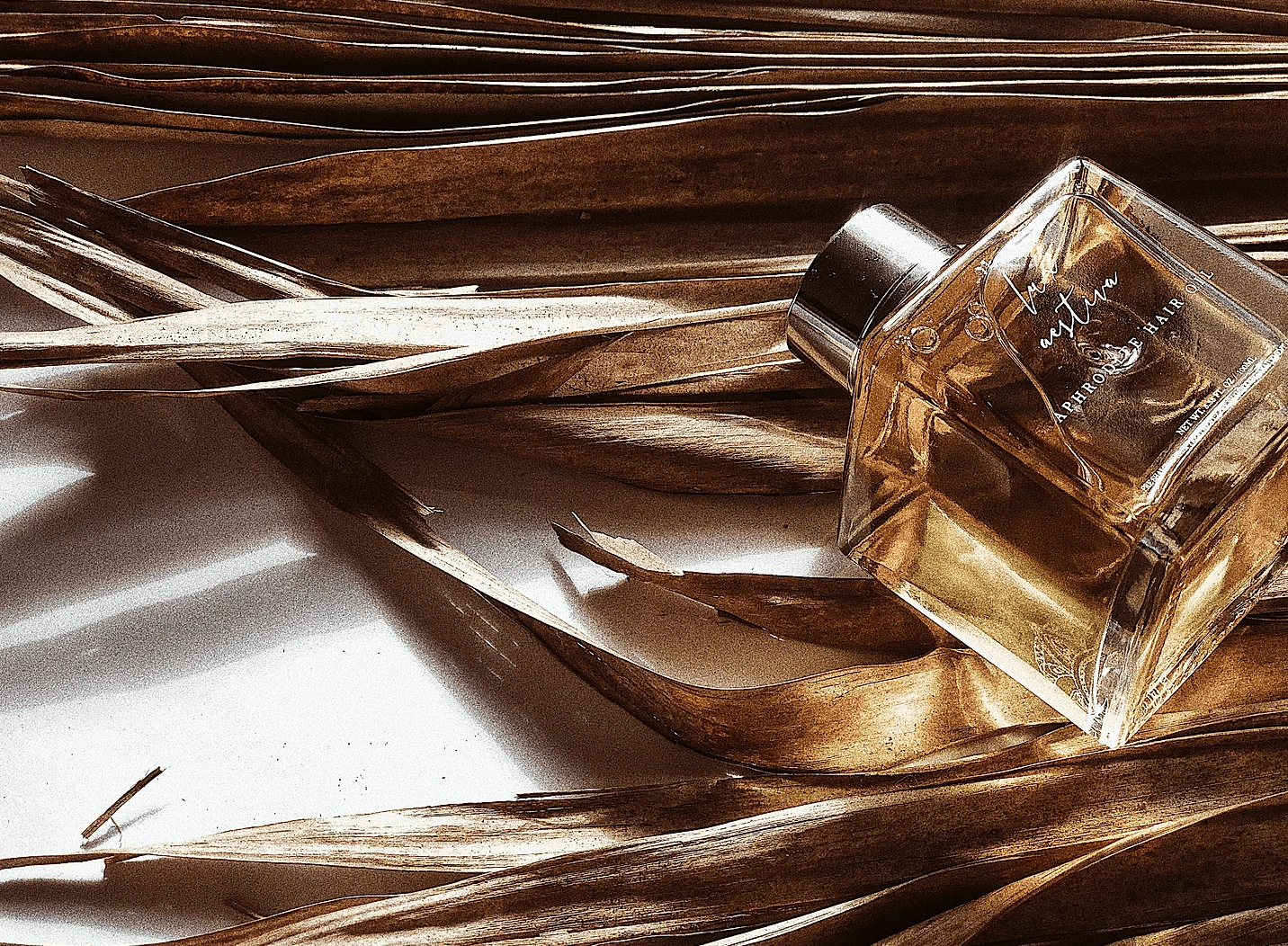 LUXAESTIVA | APHRODITE OIL FOR HAIR | Bohemian Love Runway