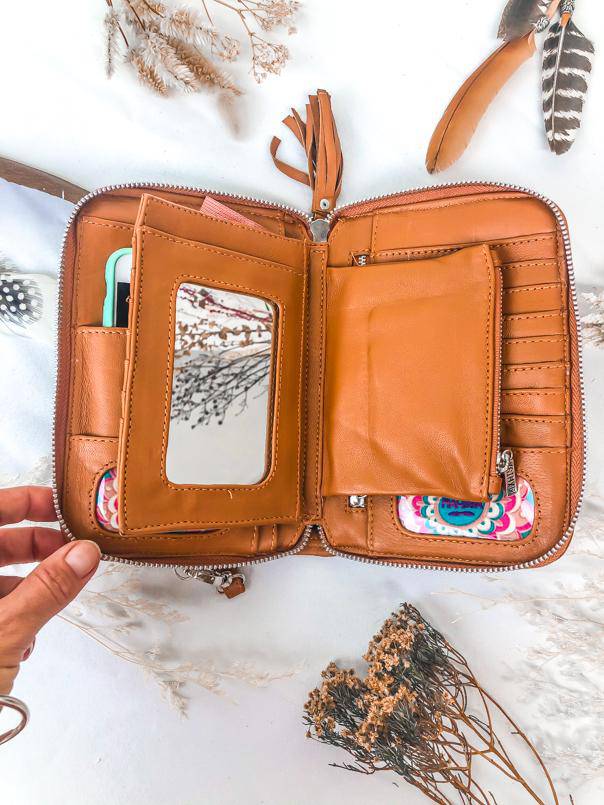 MAHIYA | BLOOM WALLET TAN | Bohemian Love Runway