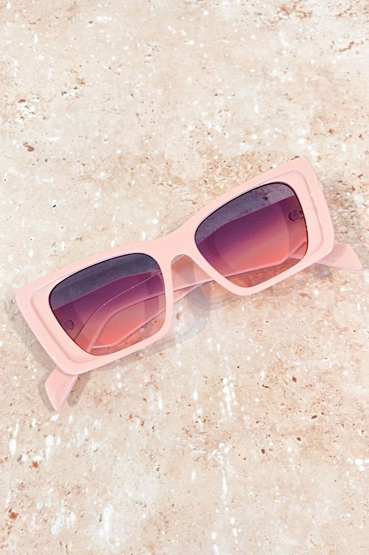 ANGELS WHISPER | LOU OVERSIZED CAT EYE SUNGLASSES PINK | Bohemian Love Runway