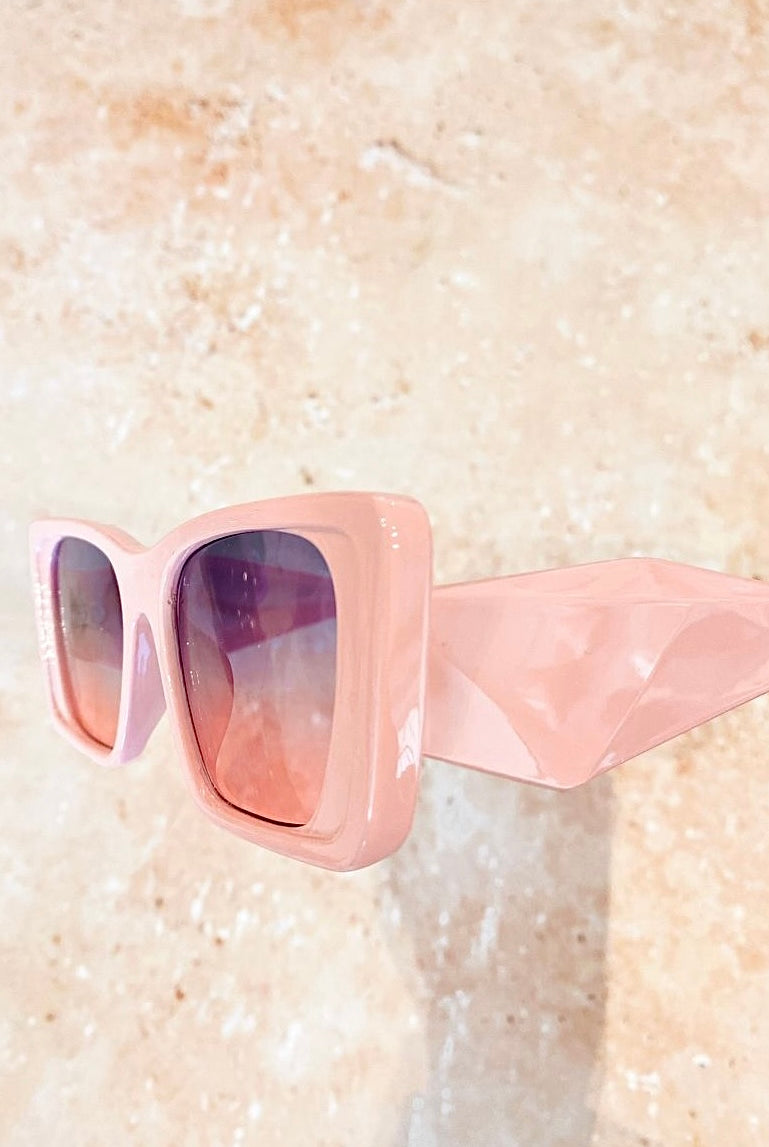 ANGELS WHISPER | LOU OVERSIZED CAT EYE SUNGLASSES PINK | Bohemian Love Runway