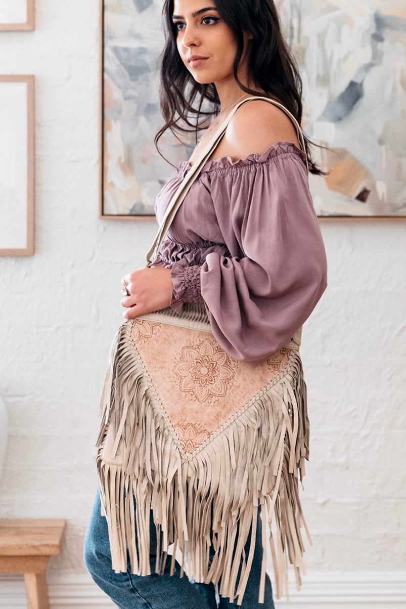 SHOE SHU | HAND TOOLED DETAILED FLOWER & FRINGE BAG CREAM | Bohemian Love Runway