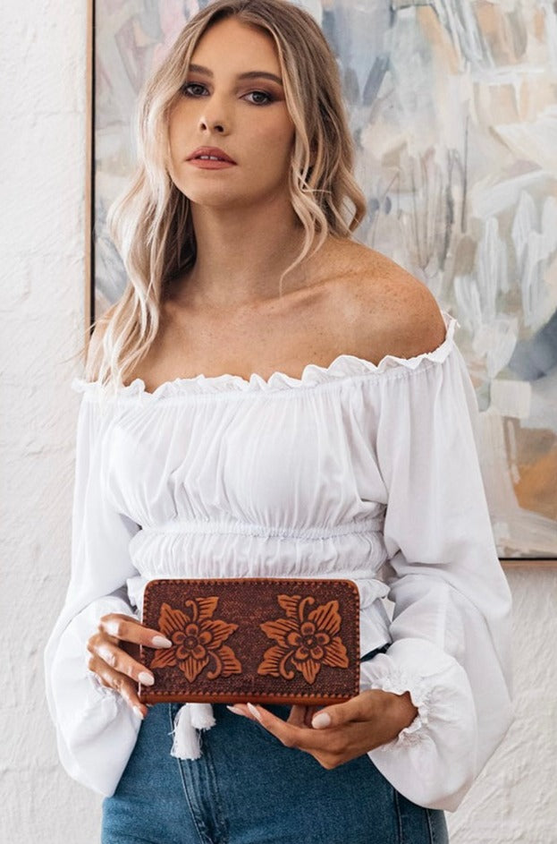SHOE SHU | HAND TOOLED FLOWER FLAT WALLET VINTAGE BROWN | Bohemian Love Runway