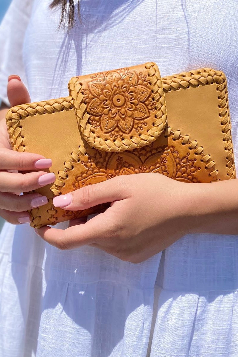 SHOE SHU | HAND TOOLED FLOWER WALLET TAN | Bohemian Love Runway