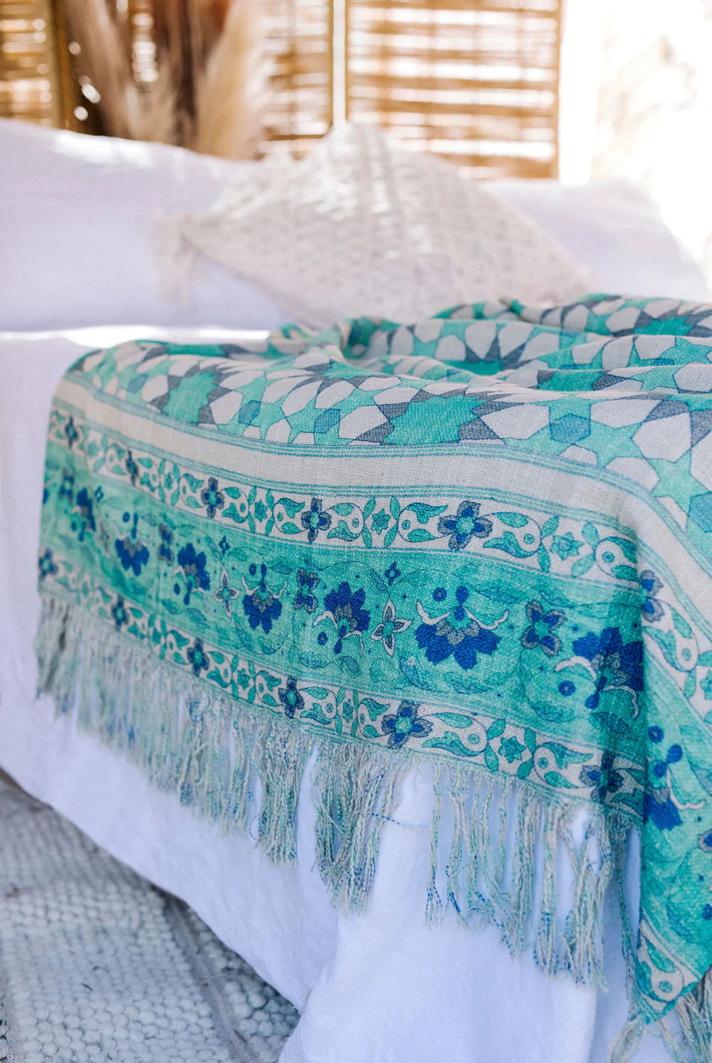 HOUSE OF SKYE | CASA THROW ARUBA | Bohemian Love Runway