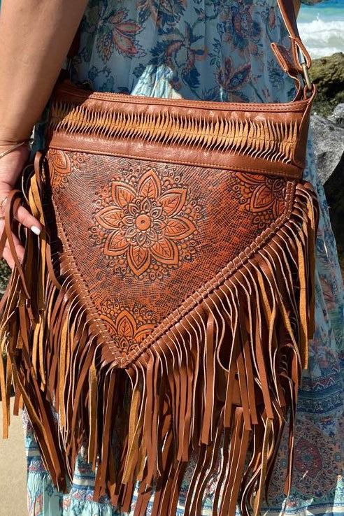 SHOE SHU | HAND TOOLED DETAILED FLOWER & FRINGE BAG TABBACO | Bohemian Love Runway