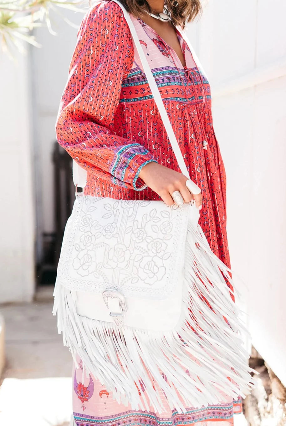 HOUSE OF SKYE | DESERT ROSE FRINGE BAG VINTAGE WHITE | Bohemian Love Runway
