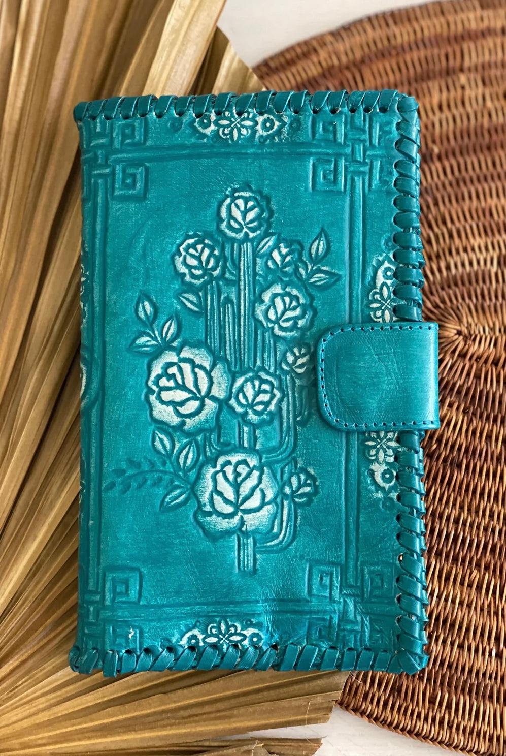 HOUSE OF SKYE | DESERT ROSE WALLET TURQUOISE | Bohemian Love Runway