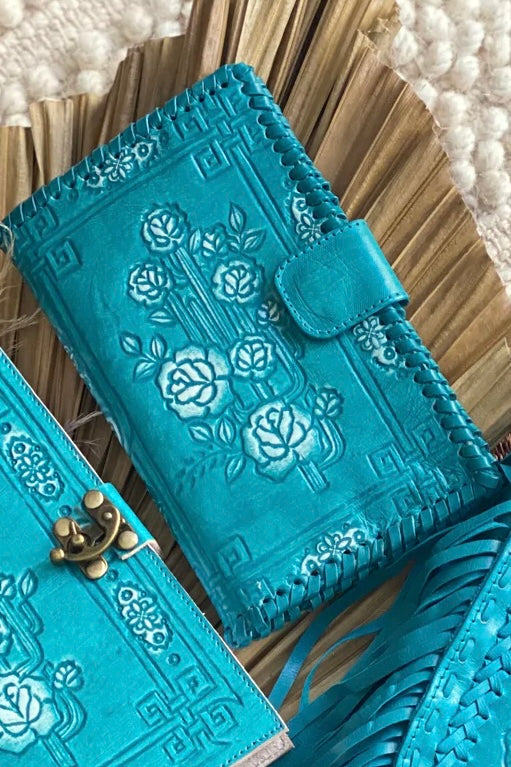 HOUSE OF SKYE | DESERT ROSE WALLET TURQUOISE | Bohemian Love Runway
