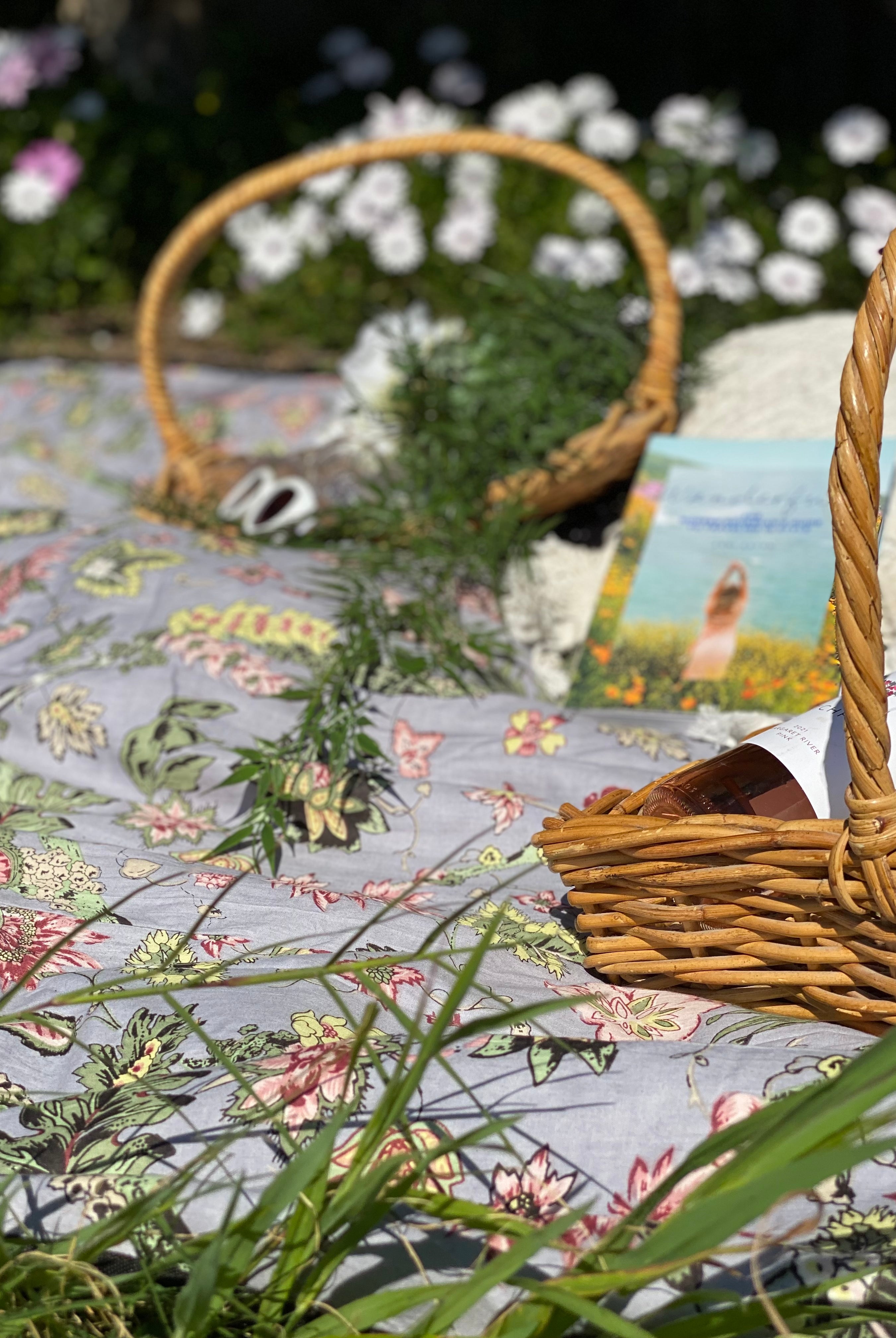 HOUSE OF SKYE | DAISY PICNIC BLANKET SILVER CLOUD | Bohemian Love Runway