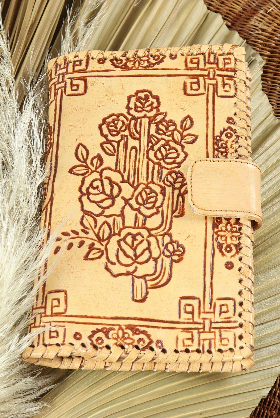 HOUSE OF SKYE | DESERT ROSE WALLET NATURAL | Bohemian Love Runway