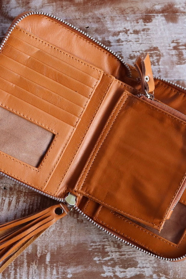 SHOE SHU | KAILUA WALLET DUSTY TAN | Bohemian Love Runway