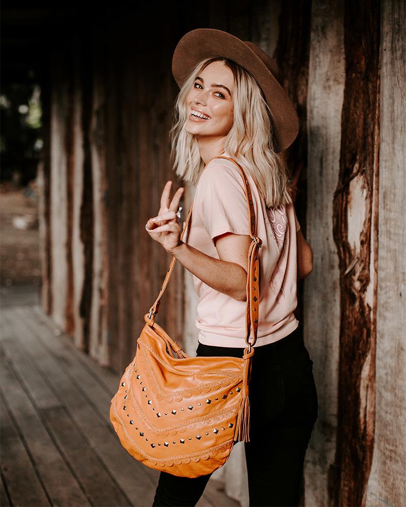 MAHIYA | MIMI BAG TAN | Bohemian Love Runway