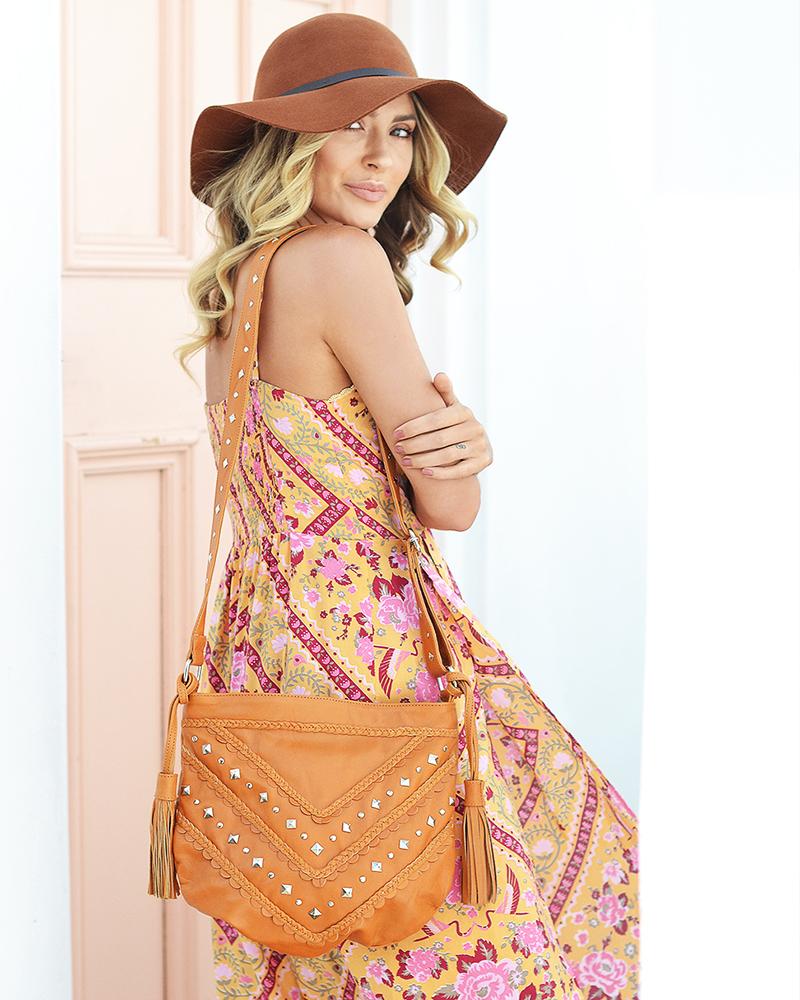 MAHIYA | MIMI BAG TAN | Bohemian Love Runway