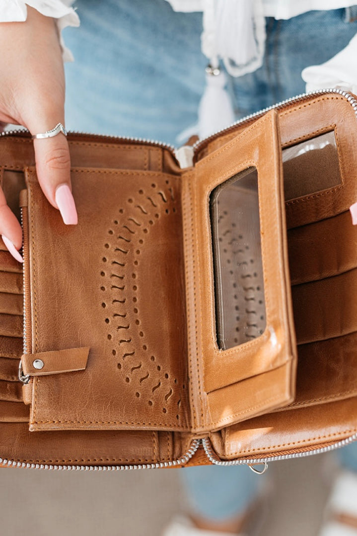 SHOE SHU | RETRO POPPY ZIP ROUND WALLET | Bohemian Love Runway