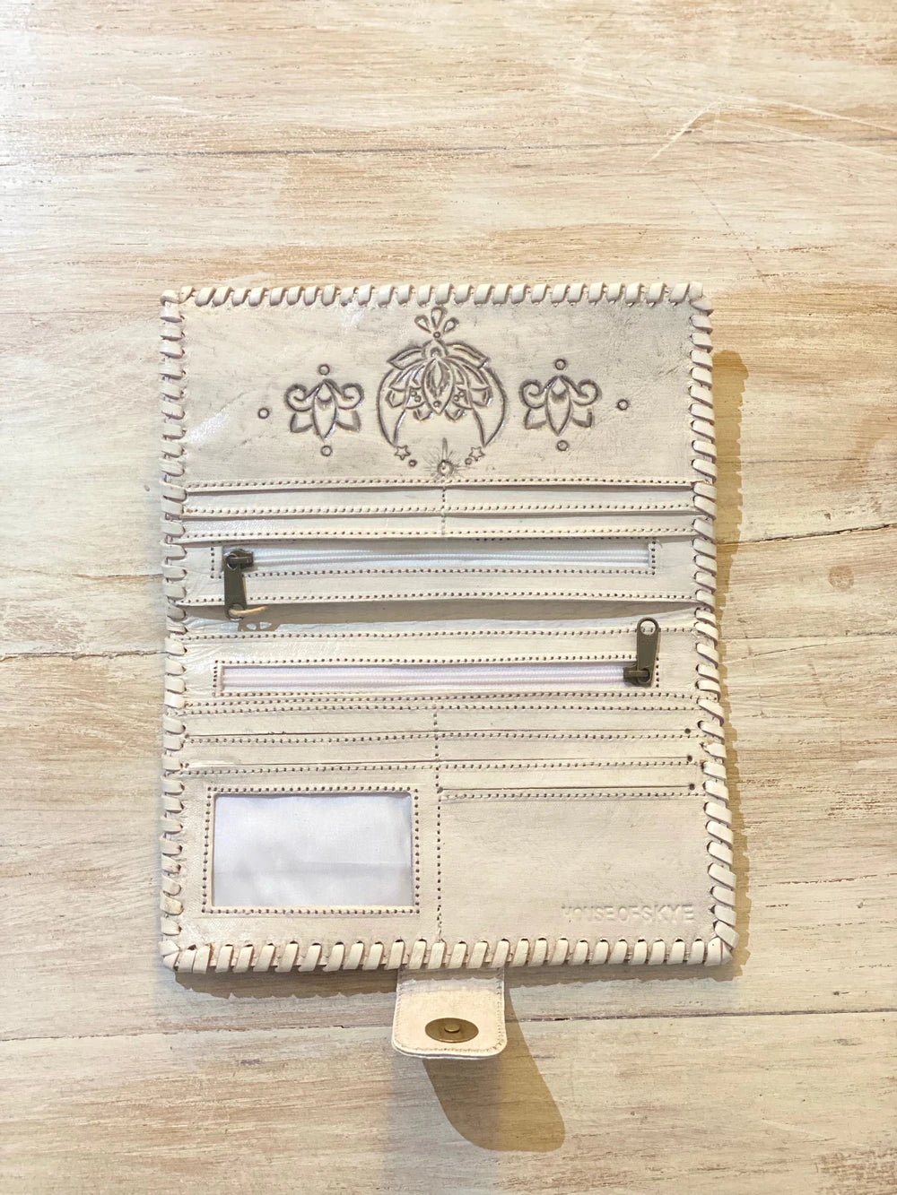 HOUSE OF SKYE | COSMIC LOVE LEATHER WALLET VINTAGE WHITE | Bohemian Love Runway