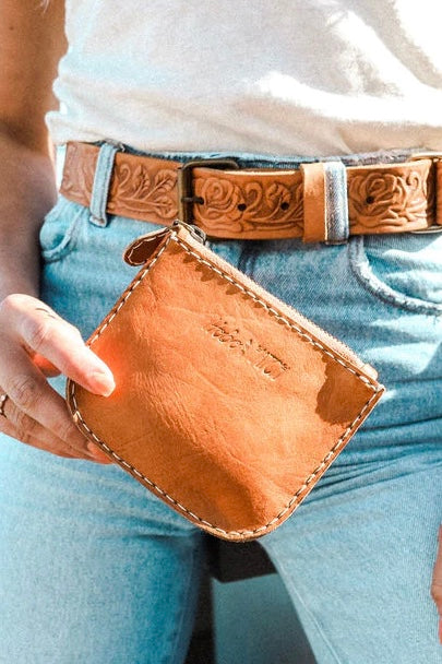  SHOE SHU | HEIDI POUCH VINTAGE TAN | Bohemian Love Runway