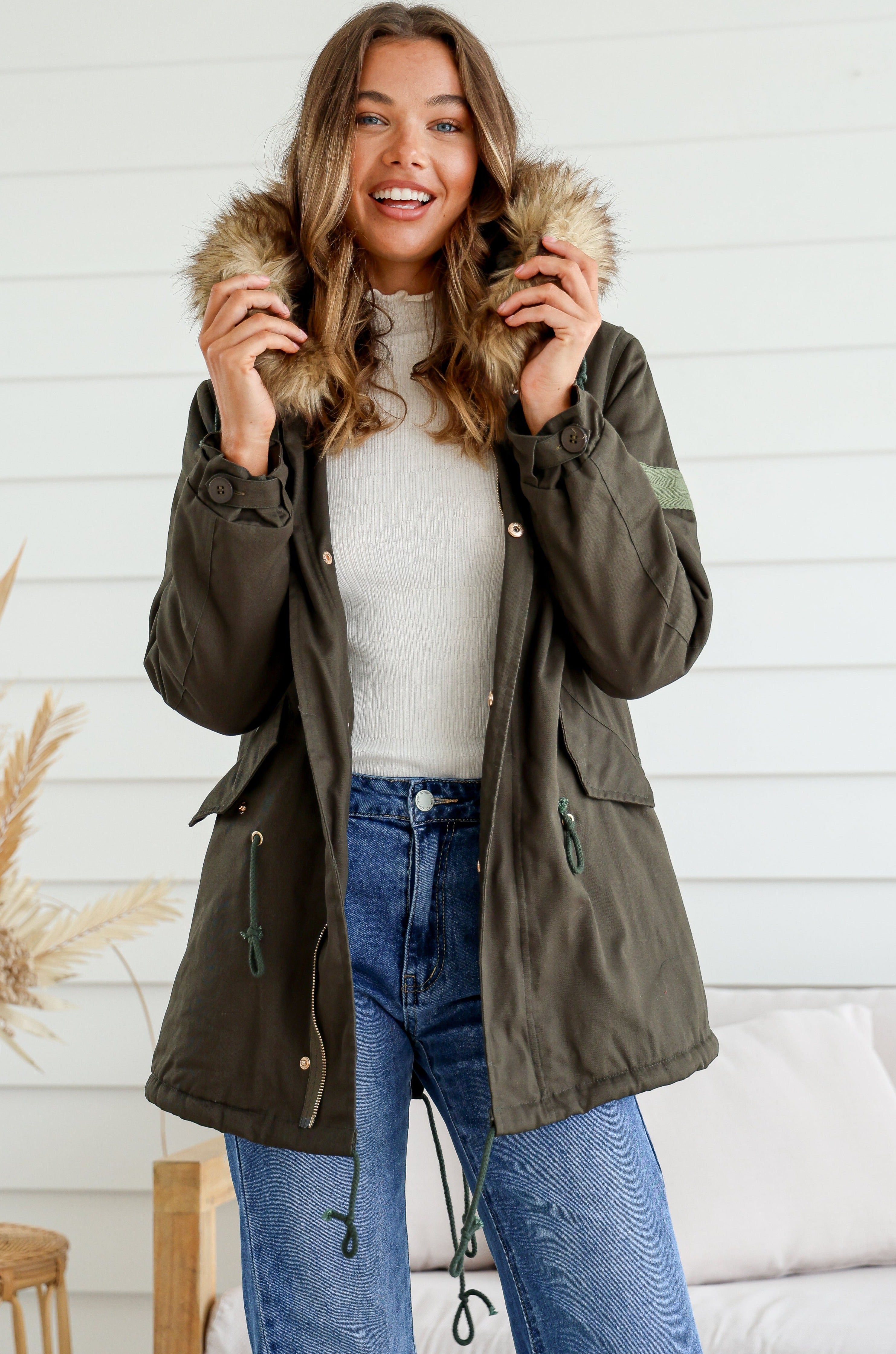  MISS MARLOW | MAYE FUR TRIM ANORAK KHAKI | Bohemian Love Runway