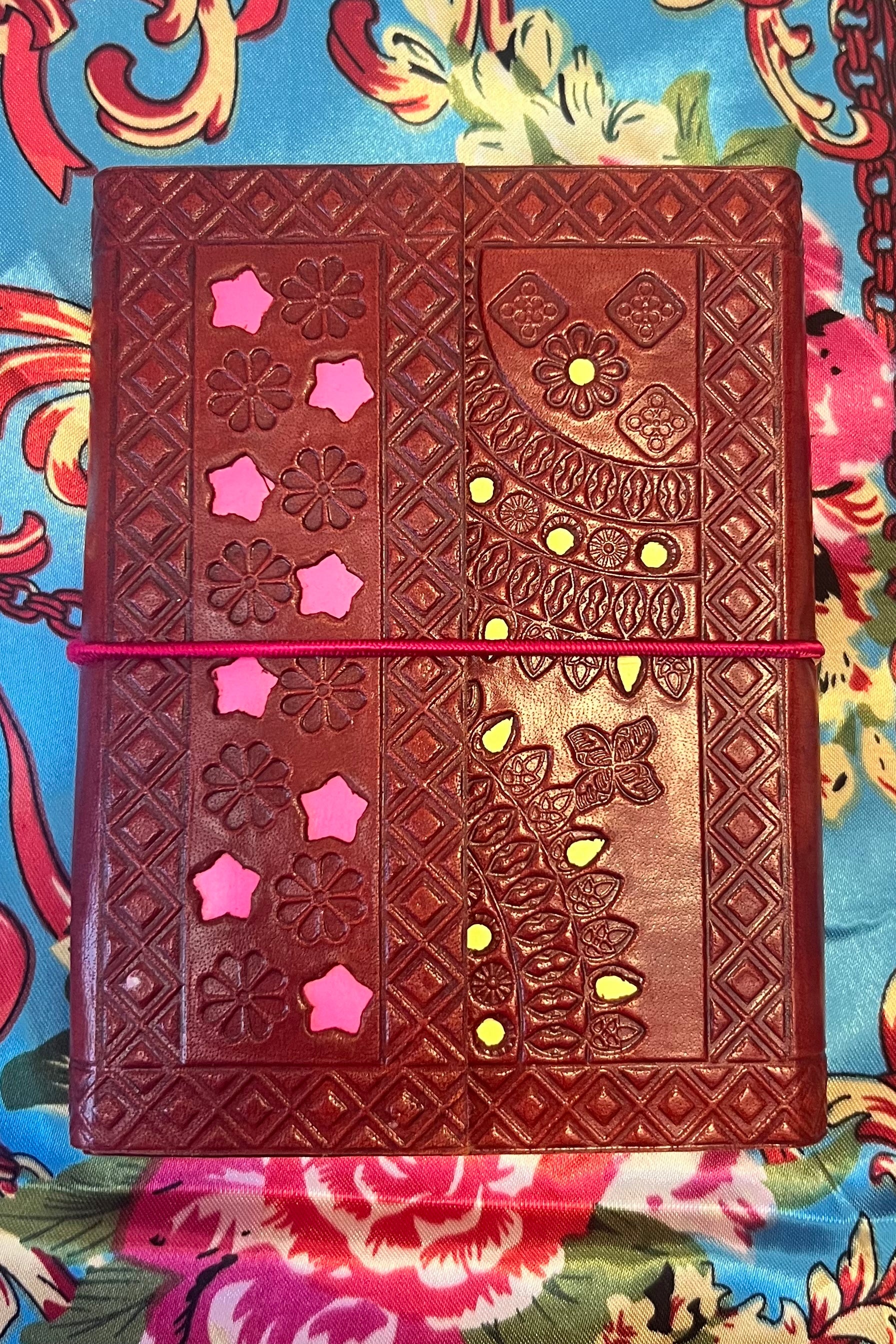 Hand-tooled rosewood red leather B5 journal with diamond embossing and elastic band - artisan boho notebook.