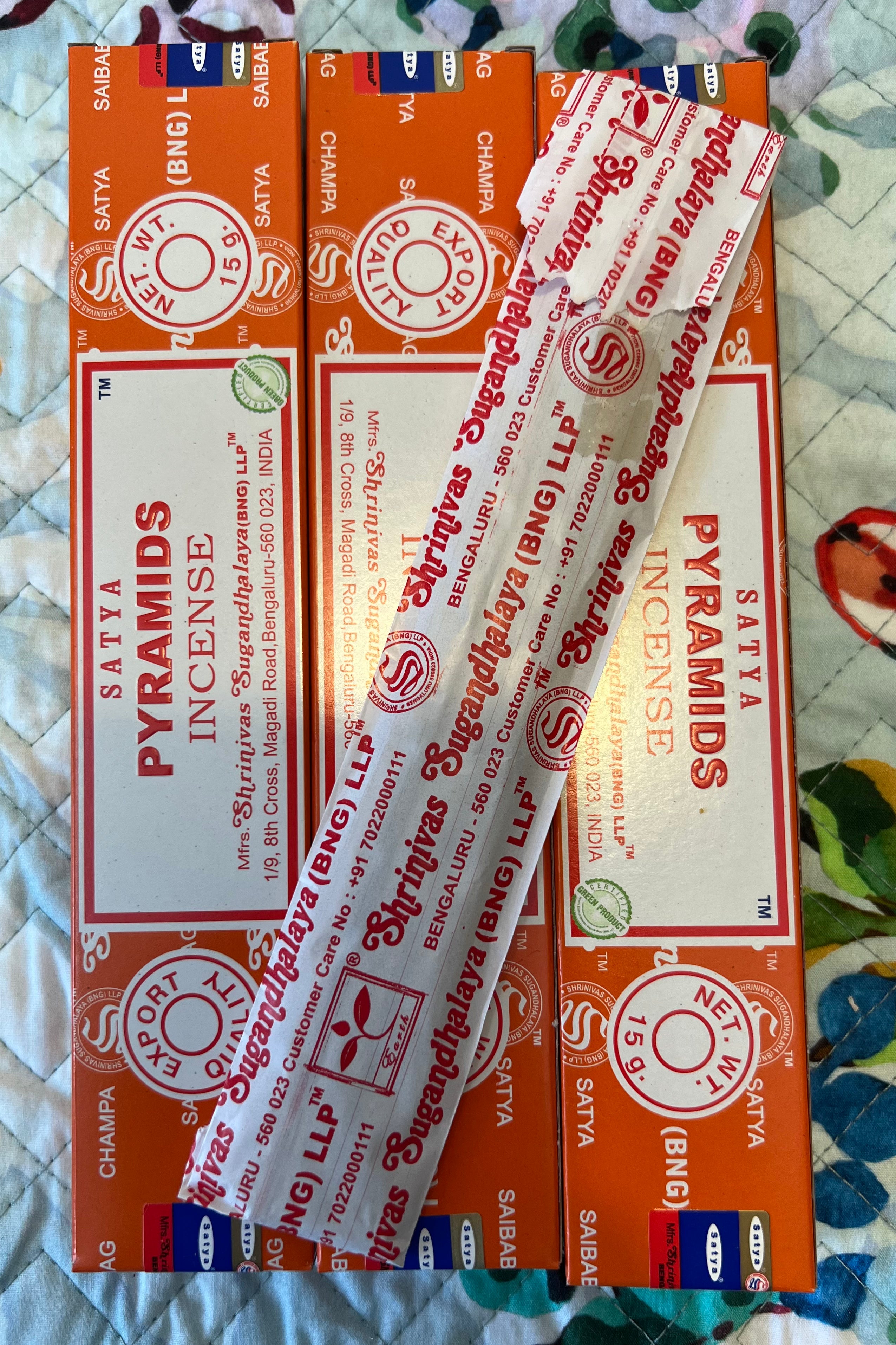  SATYA | PYRAMIDS INCENSE x 3 | Bohemian Love Runway