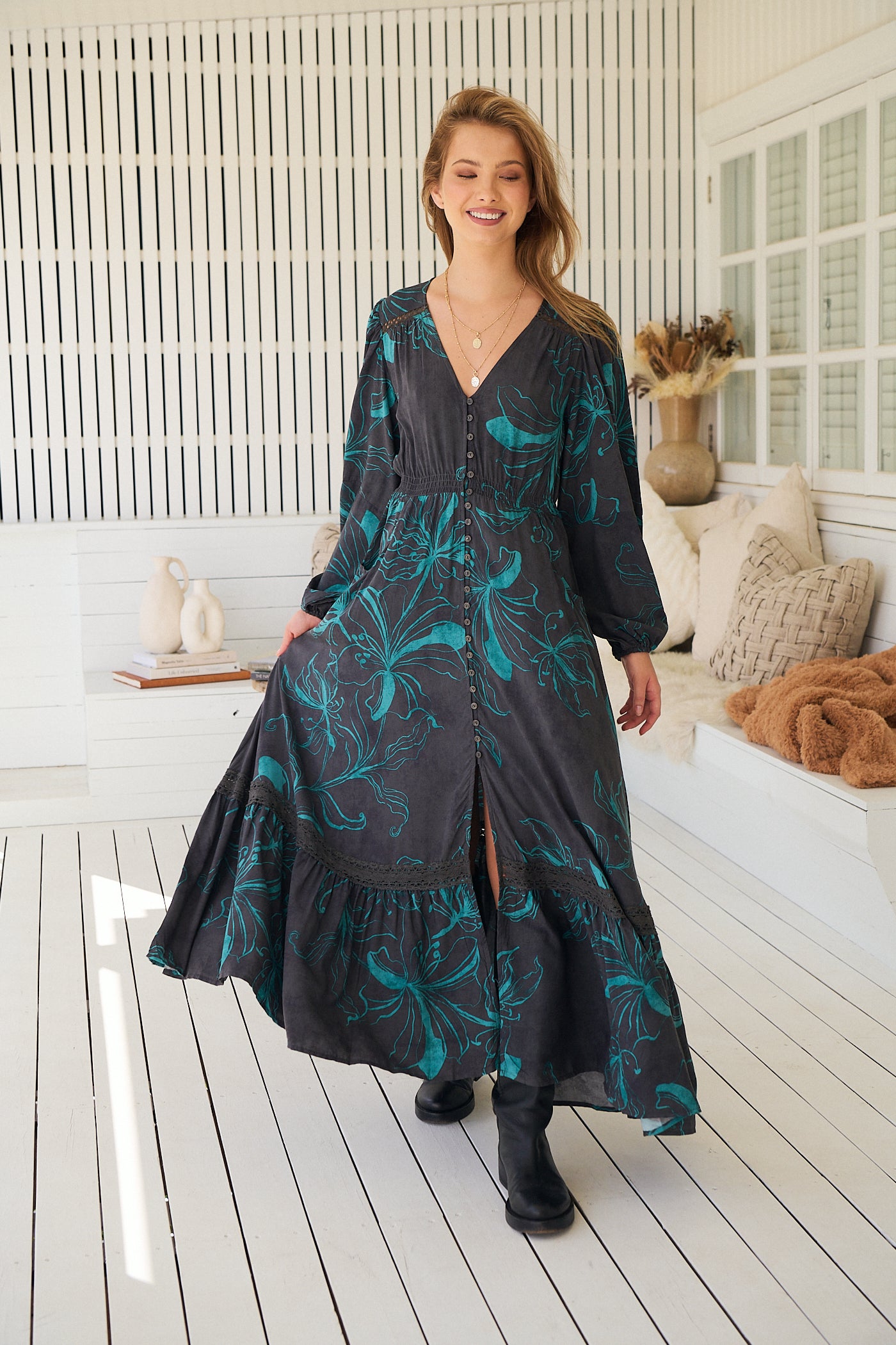  JAASE | MIDNIGHT LILLY LONG SLEEVE CARMEN MAXI DRESS | Bohemian Love Runway