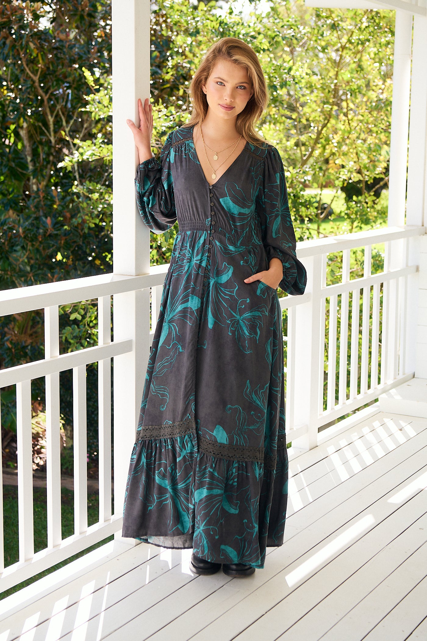  JAASE | MIDNIGHT LILLY LONG SLEEVE CARMEN MAXI DRESS | Bohemian Love Runway