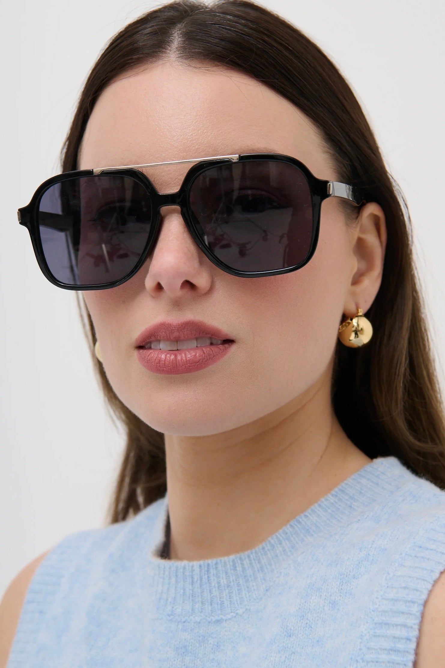 Lustre Sage Giselle black oversized square aviator sunglasses with smoke lenses for women