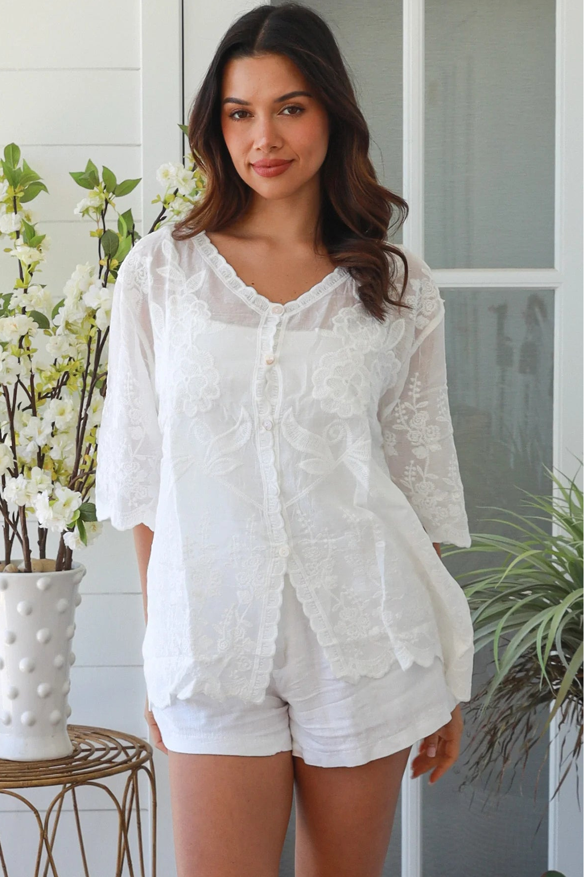 White cotton embroidered blouse with V-neck and scalloped edges – women’s tops Australia summer style