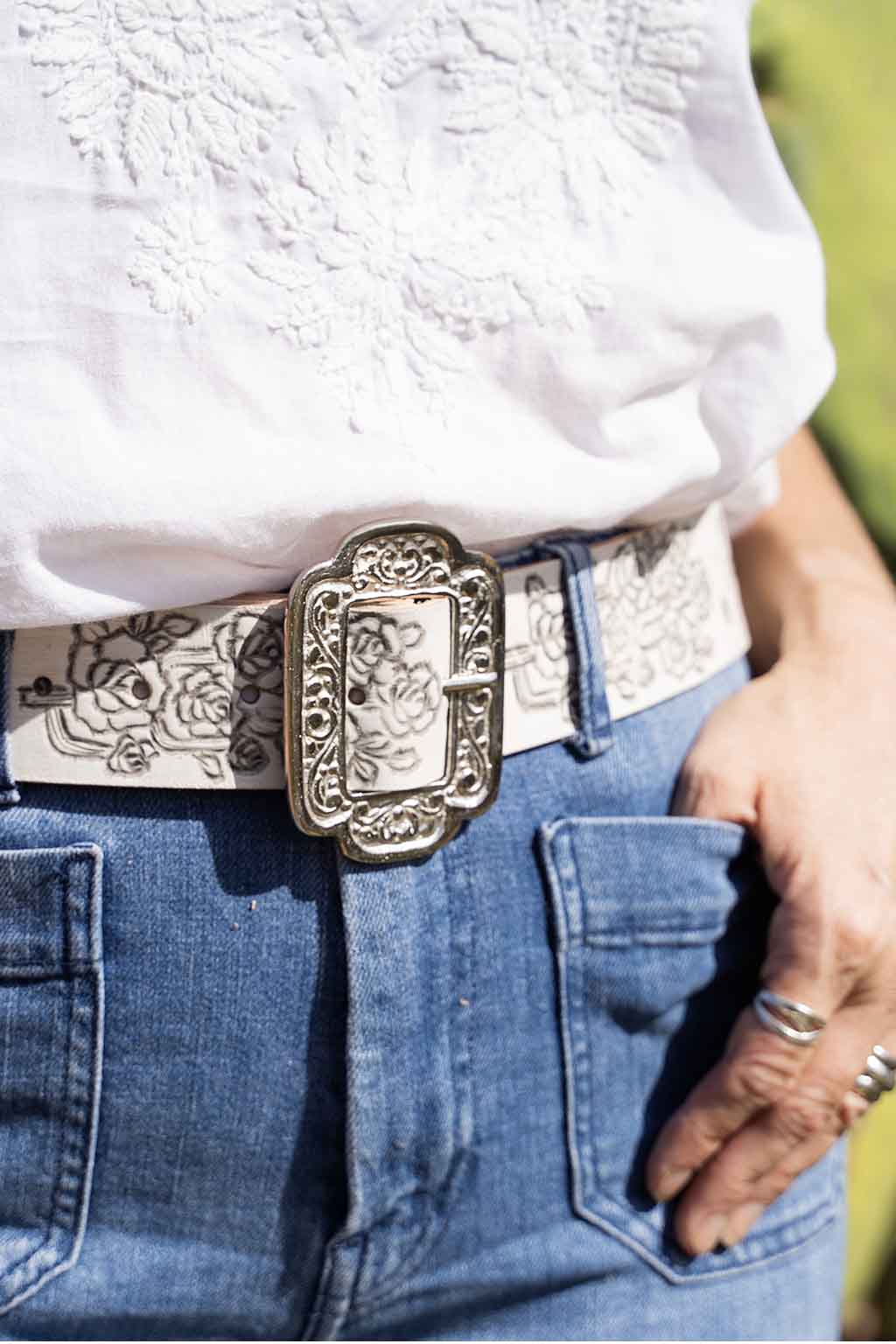  HOUSE OF SKYE | DESERT ROSE LEATHER BELT VINTAGE WHITE | Bohemian Love Runway